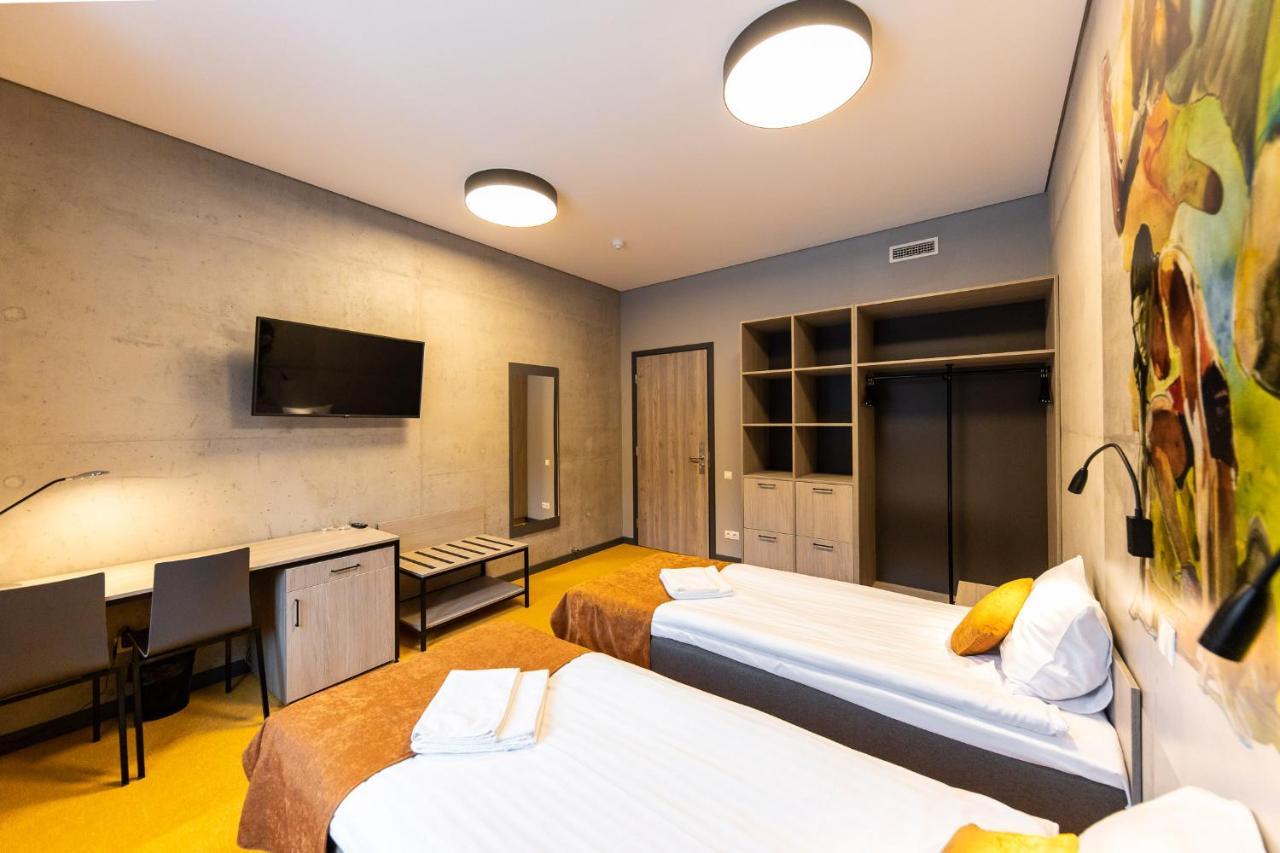 Stadium Hotel Valmiera Extérieur photo