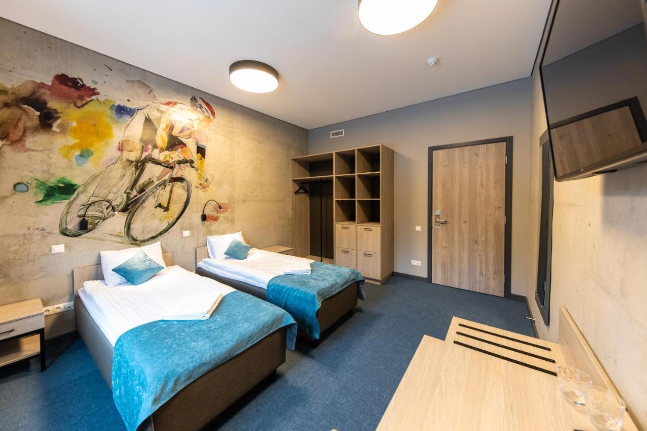 Stadium Hotel Valmiera Extérieur photo